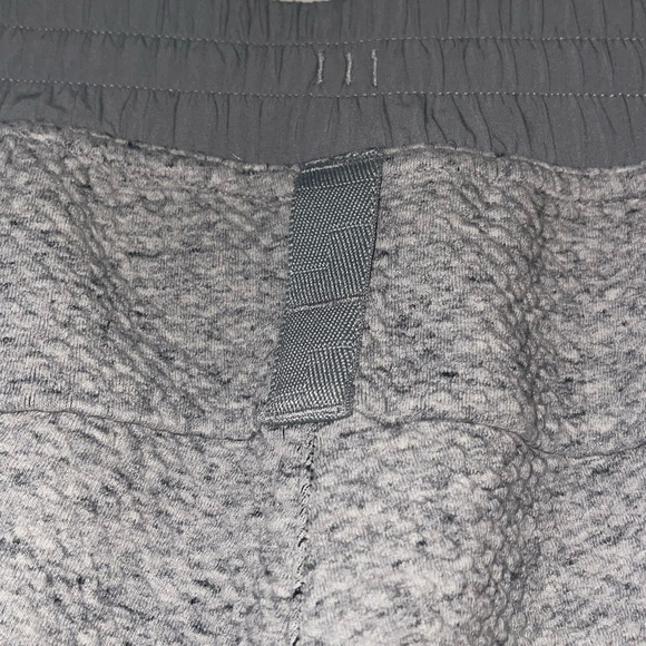 Lululemon “at ease” grey joggers - Picture 7 of 9